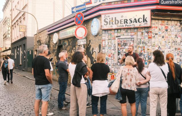 St. Pauli Kieztour - Reeperbahn mittendrin 